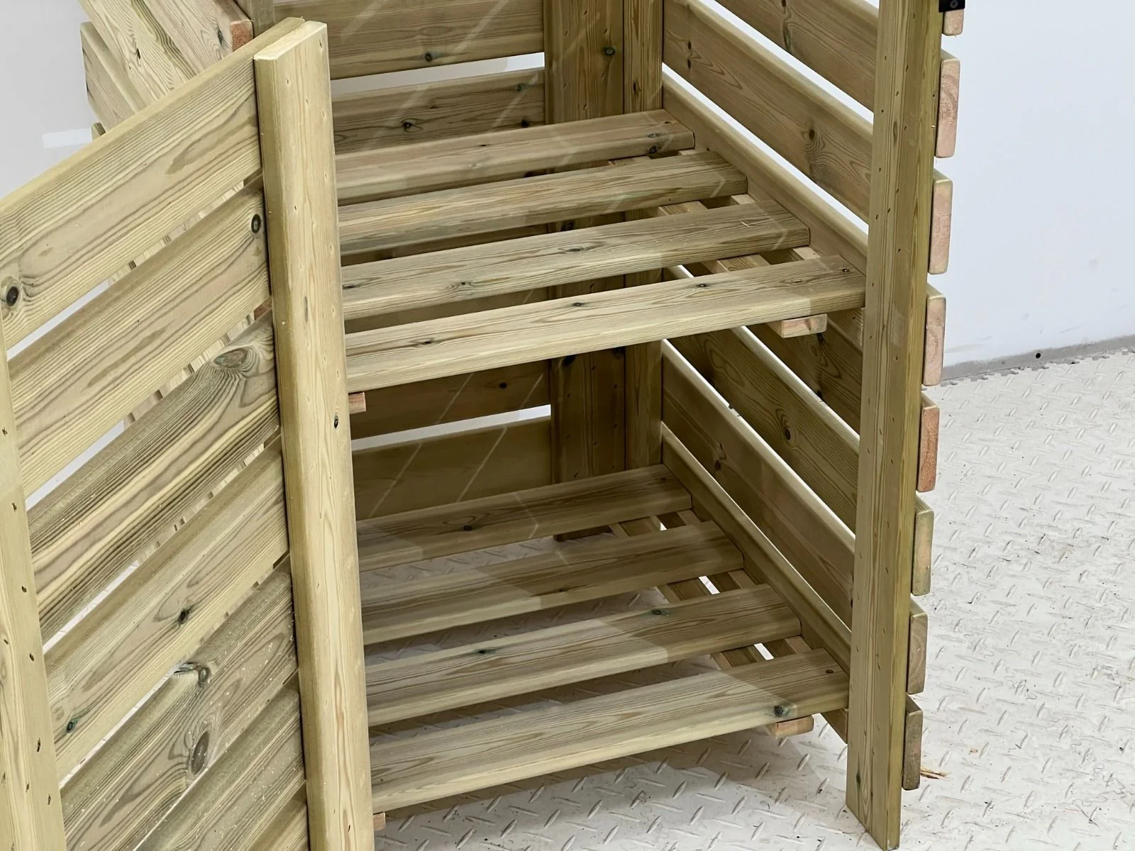 Binbreeze Wheelie Bin Storage Unit - Image 23