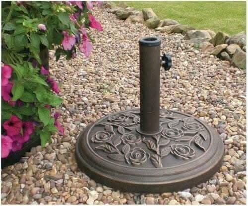 Cast Iron Effect Garden Parasol Umbrella Base - Image 2