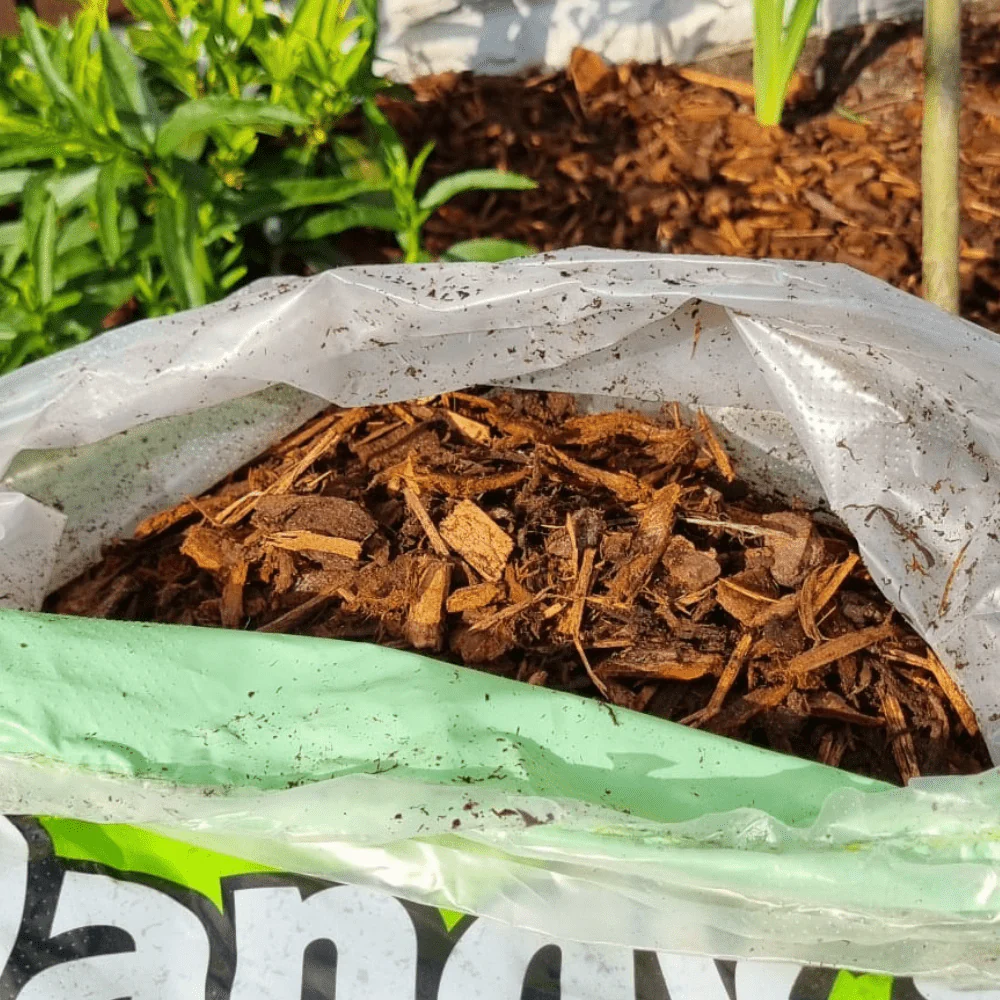 Premium Border Landscaping Bark Mulch - Image 2