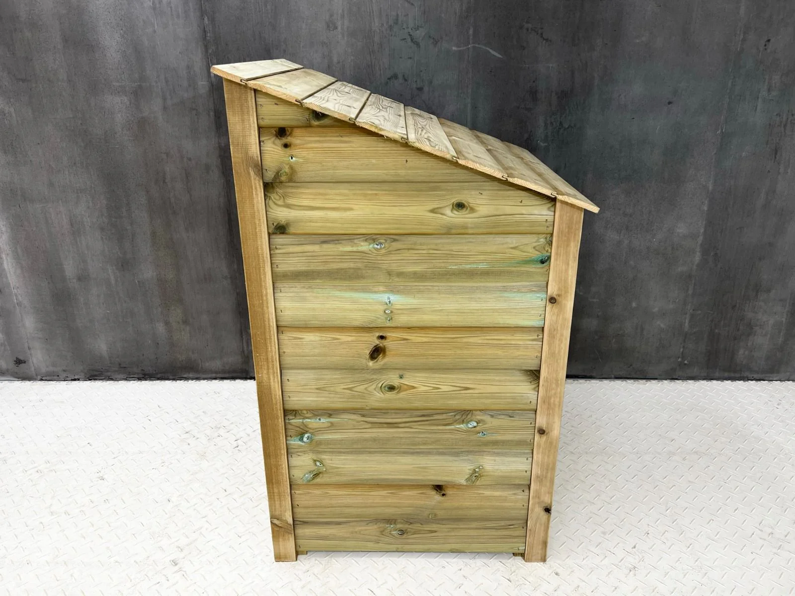 Wooden Premium Tongue/Groove Log Store with Shelf (W-79cm, H-126cm or H-180cm, D-88cm) - Image 8